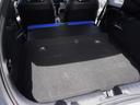 リアシートを倒すとフラットな広いラゲッジルームに!