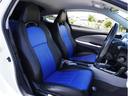 全座席ブラック/ブルーコンビレザー調シートカバー装着!