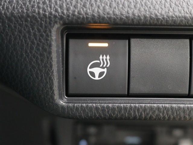 プリウス Ｚ　サンルーフ　フルセグ　メモリーナビ　ミュージックプレイヤー接続可　バックカメラ　衝突被害軽減システム　ＥＴＣ　ドラレコ　ＬＥＤヘッドランプ　アイドリングストップ（8枚目）