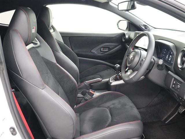 GRヤリス RZ ハイパフォーマンス 4WD フルセグ メモリーナビ ミュージックプレイヤー接続可 バックカメラ 衝突被害軽減システム ETC LEDヘッドランプ ワンオーナー(10枚目)