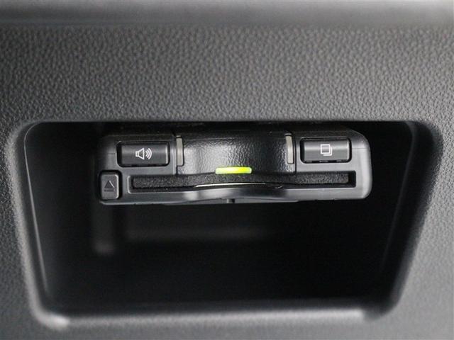 料金所もスムーズに通過、もちろん料金もリーズナブルに利用できるＥＴＣ車載器を装備しています。