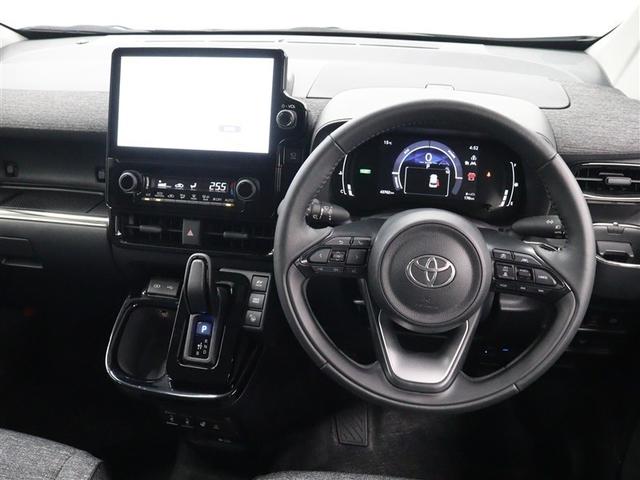 シエンタ ハイブリッドＺ　フルセグ　メモリーナビ　ミュージックプレイヤー接続可　バックカメラ　衝突被害軽減システム　ＥＴＣ　ドラレコ　両側電動スライド　ＬＥＤヘッドランプ　ウオークスルー　乗車定員７人　３列シート（5枚目）