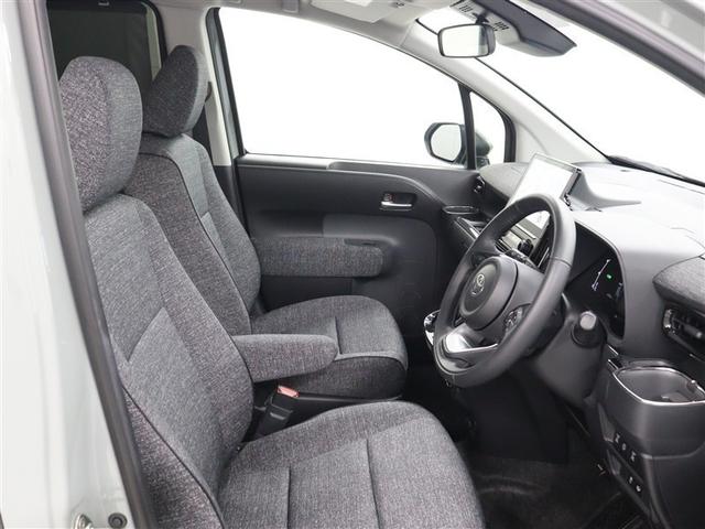 シエンタ ハイブリッドＺ　フルセグ　メモリーナビ　ミュージックプレイヤー接続可　バックカメラ　衝突被害軽減システム　ＥＴＣ　ドラレコ　両側電動スライド　ＬＥＤヘッドランプ　ウオークスルー　乗車定員７人　３列シート（9枚目）