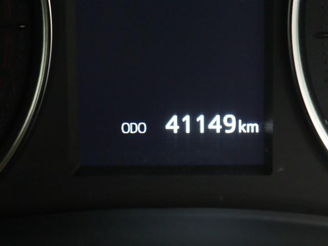 アルファード ２．５Ｘ　ミュージックプレイヤー接続可　バックカメラ　衝突被害軽減システム　ＥＴＣ　ドラレコ　両側電動スライド　ＬＥＤヘッドランプ　乗車定員８人　３列シート（31枚目）