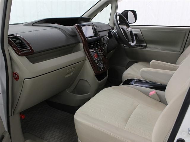 ノア Ｓｉ　レイッシュ　フルセグ　メモリーナビ　ＤＶＤ再生　バックカメラ　ＥＴＣ　両側電動スライド　ＨＩＤヘッドライト　乗車定員７人　３列シート　ワンオーナー（9枚目）