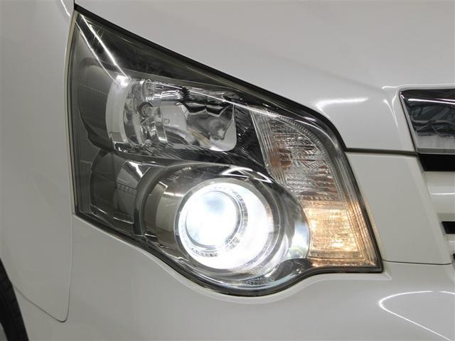 ノア Ｓｉ　レイッシュ　フルセグ　メモリーナビ　ＤＶＤ再生　バックカメラ　ＥＴＣ　両側電動スライド　ＨＩＤヘッドライト　乗車定員７人　３列シート　ワンオーナー（15枚目）