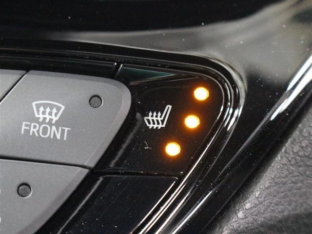 ���[�_�[�N���[�Y�R���g���[��