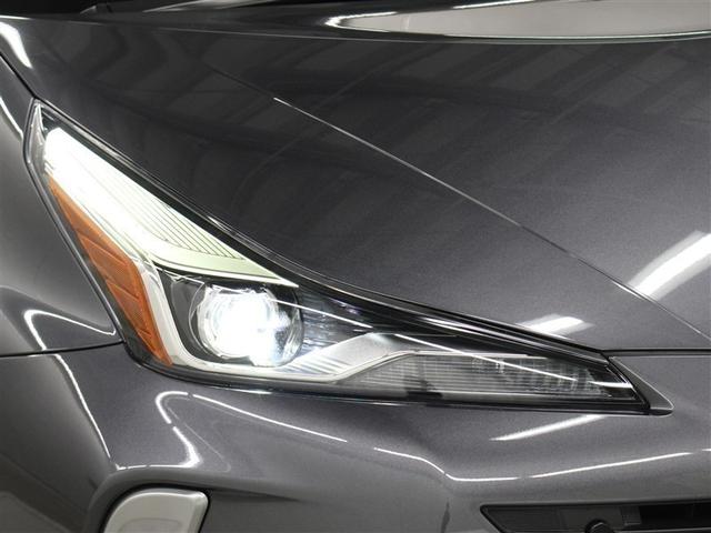 プリウス Ａプレミアム　革シート　フルセグ　メモリーナビ　ＤＶＤ再生　ミュージックプレイヤー接続可　バックカメラ　衝突被害軽減システム　ＥＴＣ　ドラレコ　ＬＥＤヘッドランプ　アイドリングストップ（16枚目）