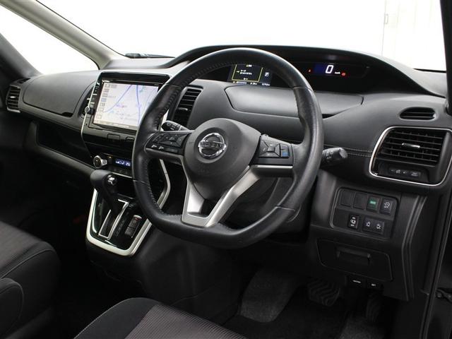 セレナ ハイウェイスター　プロパイロットエディション　フルセグ　メモリーナビ　ＤＶＤ再生　ミュージックプレイヤー接続可　後席モニター　バックカメラ　衝突被害軽減システム　ＥＴＣ　両側電動スライド　ＬＥＤヘッドランプ　ウオークスルー　乗車定員８人（5枚目）