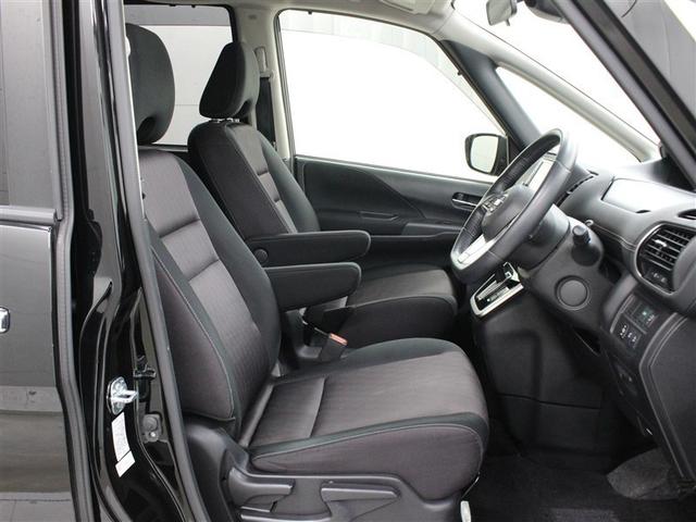 セレナ ハイウェイスター　プロパイロットエディション　フルセグ　メモリーナビ　ＤＶＤ再生　ミュージックプレイヤー接続可　後席モニター　バックカメラ　衝突被害軽減システム　ＥＴＣ　両側電動スライド　ＬＥＤヘッドランプ　ウオークスルー　乗車定員８人（9枚目）