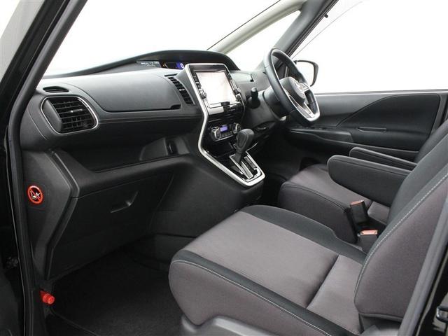 セレナ ハイウェイスター　プロパイロットエディション　フルセグ　メモリーナビ　ＤＶＤ再生　ミュージックプレイヤー接続可　後席モニター　バックカメラ　衝突被害軽減システム　ＥＴＣ　両側電動スライド　ＬＥＤヘッドランプ　ウオークスルー　乗車定員８人（10枚目）