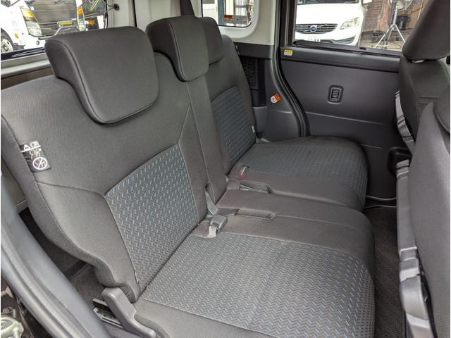 ルーミー カスタムＧ　スマートアシスト　パノラミックビューモニター　純正９インチディスプレイオーディオ　両側パワースライドドア　クルーズコントロール　ＬＥＤヘットライト　シートヒーター（13枚目）