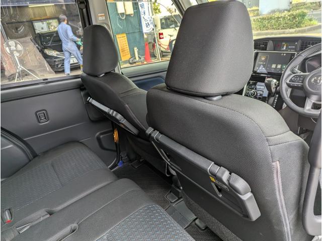 ルーミー カスタムＧ　スマートアシスト　パノラミックビューモニター　純正９インチディスプレイオーディオ　両側パワースライドドア　クルーズコントロール　ＬＥＤヘットライト　シートヒーター（14枚目）