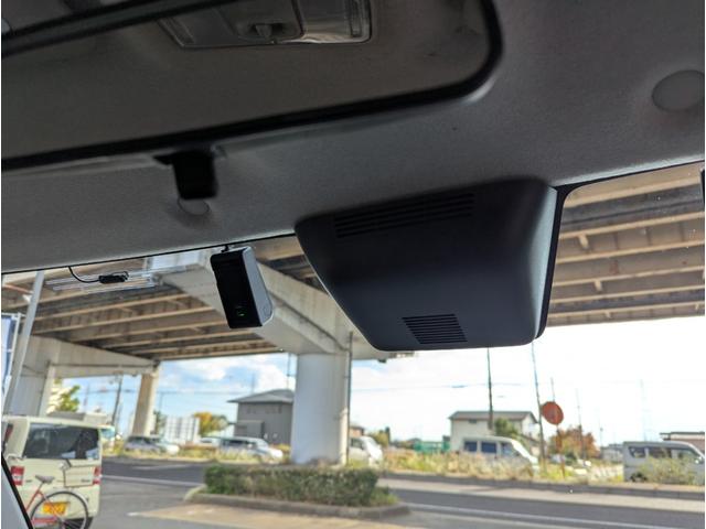 ルーミー カスタムＧ　スマートアシスト　パノラミックビューモニター　純正９インチディスプレイオーディオ　両側パワースライドドア　クルーズコントロール　ＬＥＤヘットライト　シートヒーター（19枚目）