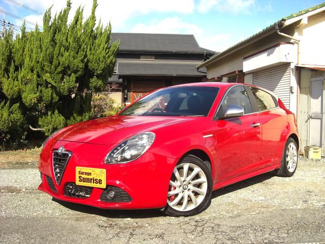 ジュリエッタ コンペティツィオーネ　タイミングベルトＷポンプ交換渡し・ナビ・フルセグＴＶ・ドラレコ・ＥＴＣ・パワーシート・ハーフレザーシート・Ｂｌｕｅｔｏｏｔｈ接続・取説・ハンドリングリモコン（2枚目）