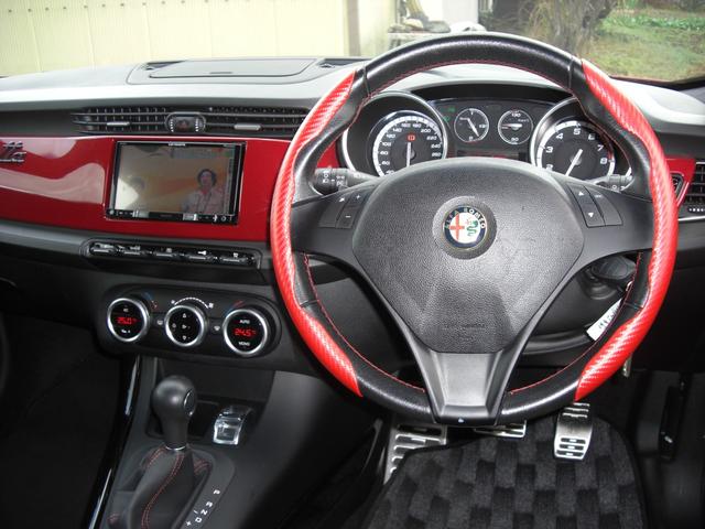 ジュリエッタ コンペティツィオーネ　タイミングベルトＷポンプ交換渡し・ナビ・フルセグＴＶ・ドラレコ・ＥＴＣ・パワーシート・ハーフレザーシート・Ｂｌｕｅｔｏｏｔｈ接続・取説・ハンドリングリモコン（36枚目）