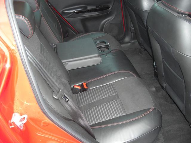 ジュリエッタ コンペティツィオーネ　タイミングベルトＷポンプ交換渡し・ナビ・フルセグＴＶ・ドラレコ・ＥＴＣ・パワーシート・ハーフレザーシート・Ｂｌｕｅｔｏｏｔｈ接続・取説・ハンドリングリモコン（52枚目）