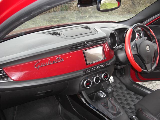 ジュリエッタ コンペティツィオーネ　タイミングベルトＷポンプ交換渡し・ナビ・フルセグＴＶ・ドラレコ・ＥＴＣ・パワーシート・ハーフレザーシート・Ｂｌｕｅｔｏｏｔｈ接続・取説・ハンドリングリモコン（53枚目）