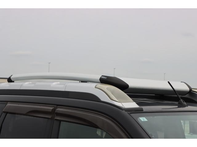 エクストレイル 　ブラックレザーシート／ナビ／バックカメラ／フルセグＴＶ／Ｂｌｕｅｔｏｏｔｈ対応／オートライト／スマートキー／エンジンスターター／シートヒーター／横滑り防止装置／電動格納式ミラー（11枚目）