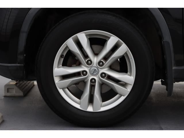 エクストレイル 　ブラックレザーシート／ナビ／バックカメラ／フルセグＴＶ／Ｂｌｕｅｔｏｏｔｈ対応／オートライト／スマートキー／エンジンスターター／シートヒーター／横滑り防止装置／電動格納式ミラー（15枚目）