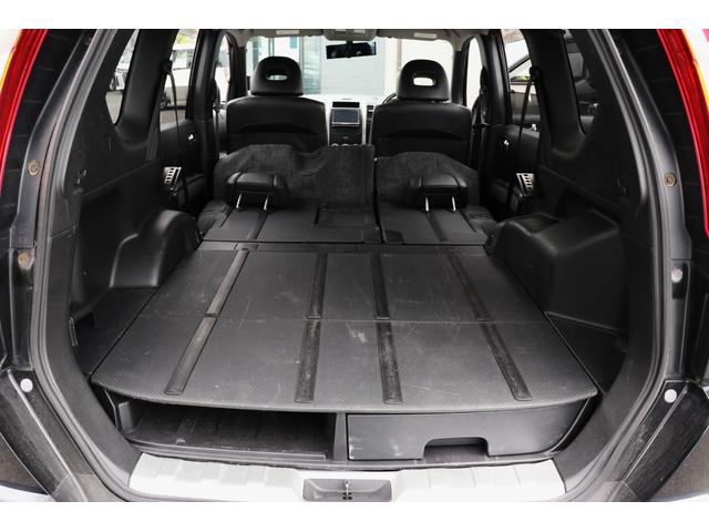 エクストレイル 　ブラックレザーシート／ナビ／バックカメラ／フルセグＴＶ／Ｂｌｕｅｔｏｏｔｈ対応／オートライト／スマートキー／エンジンスターター／シートヒーター／横滑り防止装置／電動格納式ミラー（25枚目）