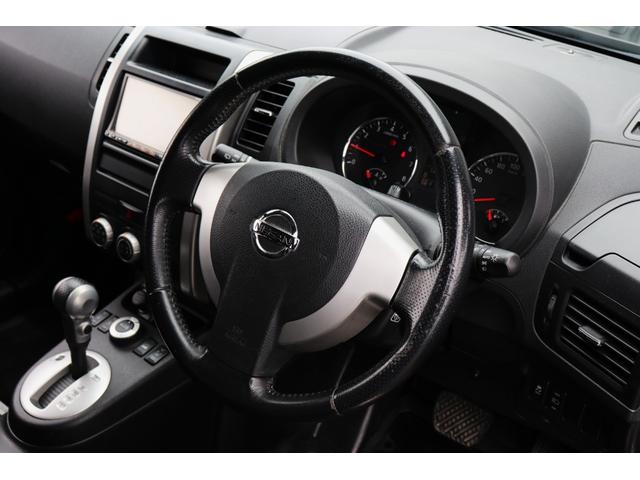 エクストレイル 　ブラックレザーシート／ナビ／バックカメラ／フルセグＴＶ／Ｂｌｕｅｔｏｏｔｈ対応／オートライト／スマートキー／エンジンスターター／シートヒーター／横滑り防止装置／電動格納式ミラー（52枚目）