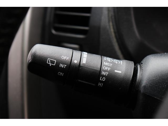 エクストレイル 　ブラックレザーシート／ナビ／バックカメラ／フルセグＴＶ／Ｂｌｕｅｔｏｏｔｈ対応／オートライト／スマートキー／エンジンスターター／シートヒーター／横滑り防止装置／電動格納式ミラー（53枚目）