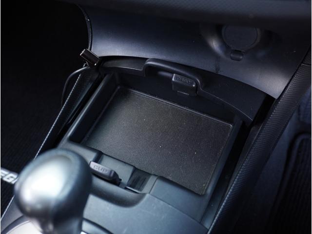 インテグラ タイプS 全塗装済み/社外マフラー/HIDヘッドライト/純正17インチアルミホイール/ナビ/CD/Bluetooth対応/USB接続可/キーレス/ETC/電動格納式ミラー/盗難防止装置(41枚目)