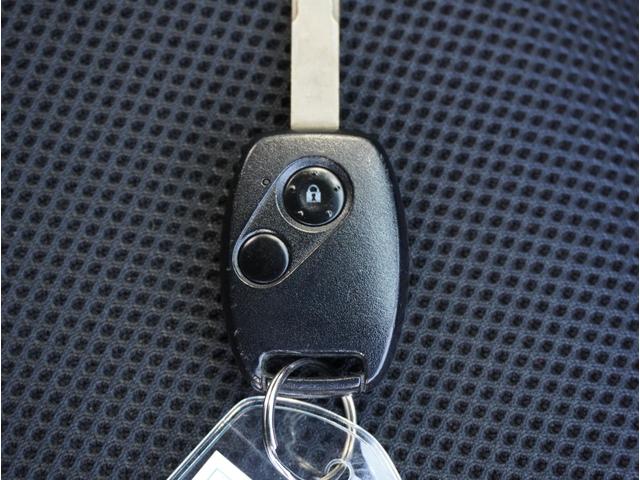 インテグラ タイプS 全塗装済み/社外マフラー/HIDヘッドライト/純正17インチアルミホイール/ナビ/CD/Bluetooth対応/USB接続可/キーレス/ETC/電動格納式ミラー/盗難防止装置(66枚目)