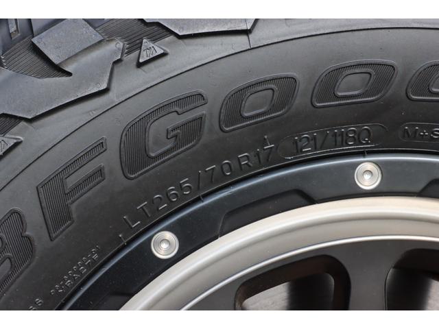 ハイラックスサーフ SSR-X アメリカンバージョン デルタフォース17インチアルミホイール/社外足廻り/タイヤ265/70/R17/Bluetooth対応/ETC/ナビ/フルセグTV/保証書/取説/キーレス/オートエアコン/オートライト(14枚目)