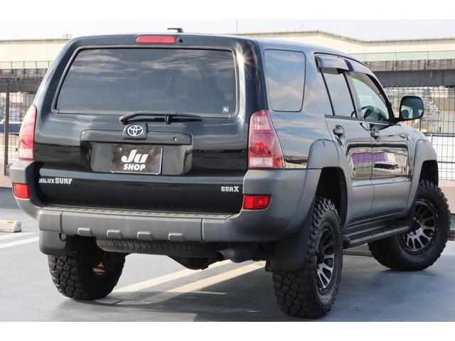 ハイラックスサーフ SSR-X アメリカンバージョン デルタフォース17インチアルミホイール/社外足廻り/タイヤ265/70/R17/Bluetooth対応/ETC/ナビ/フルセグTV/保証書/取説/キーレス/オートエアコン/オートライト(16枚目)