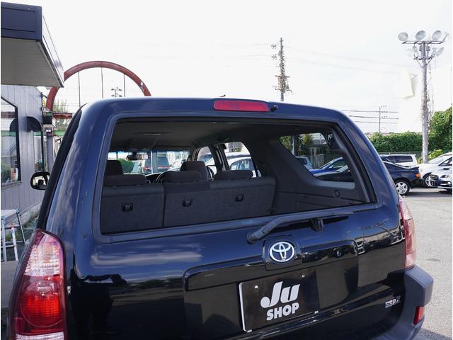 ハイラックスサーフ SSR-X アメリカンバージョン デルタフォース17インチアルミホイール/社外足廻り/タイヤ265/70/R17/Bluetooth対応/ETC/ナビ/フルセグTV/保証書/取説/キーレス/オートエアコン/オートライト(27枚目)