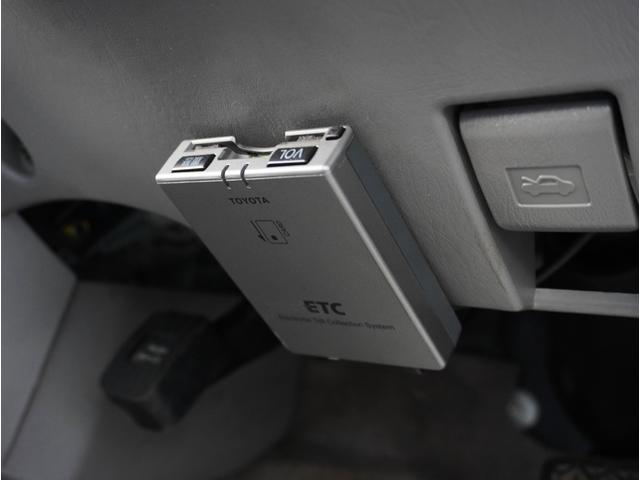 ハイラックスサーフ SSR-X アメリカンバージョン デルタフォース17インチアルミホイール/社外足廻り/タイヤ265/70/R17/Bluetooth対応/ETC/ナビ/フルセグTV/保証書/取説/キーレス/オートエアコン/オートライト(41枚目)