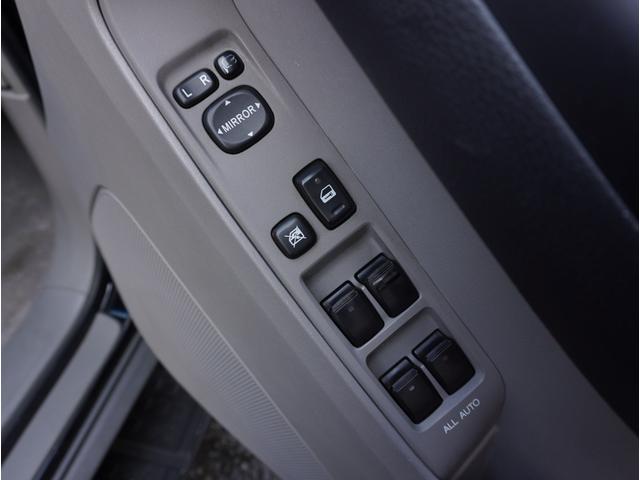 ハイラックスサーフ SSR-X アメリカンバージョン デルタフォース17インチアルミホイール/社外足廻り/タイヤ265/70/R17/Bluetooth対応/ETC/ナビ/フルセグTV/保証書/取説/キーレス/オートエアコン/オートライト(57枚目)