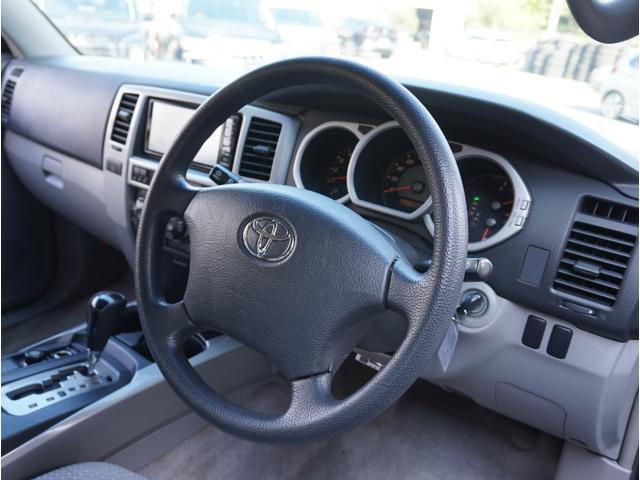 ハイラックスサーフ SSR-X アメリカンバージョン デルタフォース17インチアルミホイール/社外足廻り/タイヤ265/70/R17/Bluetooth対応/ETC/ナビ/フルセグTV/保証書/取説/キーレス/オートエアコン/オートライト(62枚目)