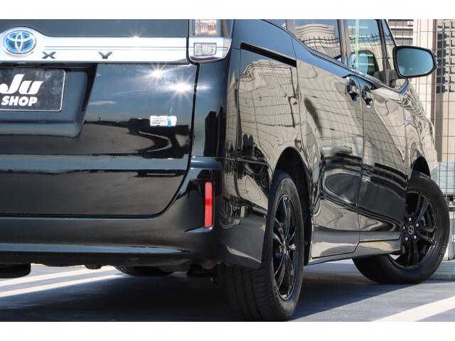 ヴォクシー ハイブリッドＶ　社外１６インチアルミホイール／ＬＥＤヘッドライト／パワスラ／前後ドラレコ／バックカメラ／純正ナビ／フルセグＴＶ／Ｂｌｕｅｔｏｏｔｈ／ＵＳＢ接続／シートヒーター／クルコン／オートライト／スマートキー２本（17枚目）