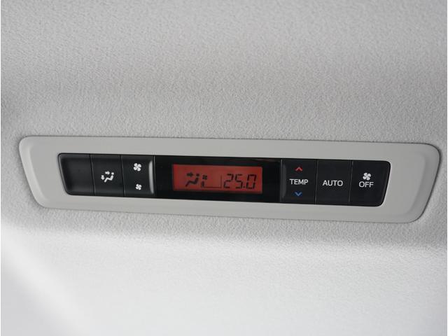 ヴォクシー ハイブリッドＶ　社外１６インチアルミホイール／ＬＥＤヘッドライト／パワスラ／前後ドラレコ／バックカメラ／純正ナビ／フルセグＴＶ／Ｂｌｕｅｔｏｏｔｈ／ＵＳＢ接続／シートヒーター／クルコン／オートライト／スマートキー２本（27枚目）