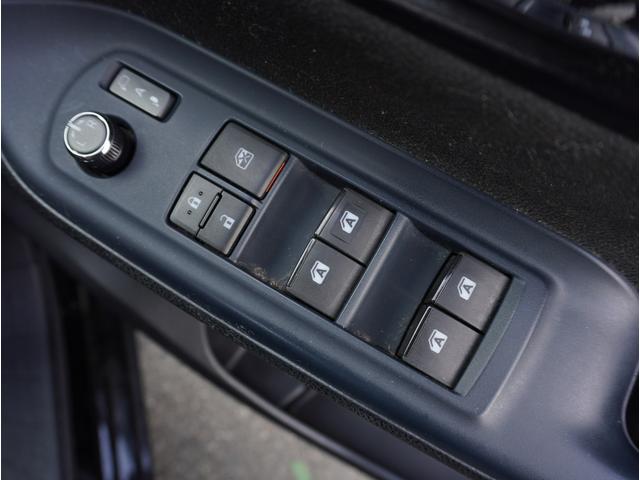 ヴォクシー ハイブリッドＶ　社外１６インチアルミホイール／ＬＥＤヘッドライト／パワスラ／前後ドラレコ／バックカメラ／純正ナビ／フルセグＴＶ／Ｂｌｕｅｔｏｏｔｈ／ＵＳＢ接続／シートヒーター／クルコン／オートライト／スマートキー２本（57枚目）