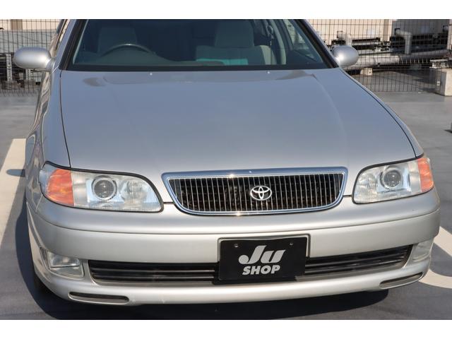 アリスト ３．０Ｑ　ワンオーナー車／サンルーフ／空気清浄機／両席パワーシート／オートライト／純正オーディオ／キーレス／電動格納式ミラー／（7枚目）