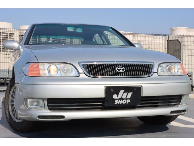 アリスト ３．０Ｑ　ワンオーナー車／サンルーフ／空気清浄機／両席パワーシート／オートライト／純正オーディオ／キーレス／電動格納式ミラー／（12枚目）