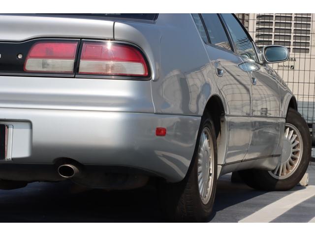 アリスト ３．０Ｑ　ワンオーナー車／サンルーフ／空気清浄機／両席パワーシート／オートライト／純正オーディオ／キーレス／電動格納式ミラー／（20枚目）