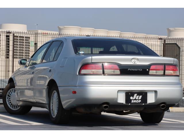 アリスト ３．０Ｑ　ワンオーナー車／サンルーフ／空気清浄機／両席パワーシート／オートライト／純正オーディオ／キーレス／電動格納式ミラー／（22枚目）