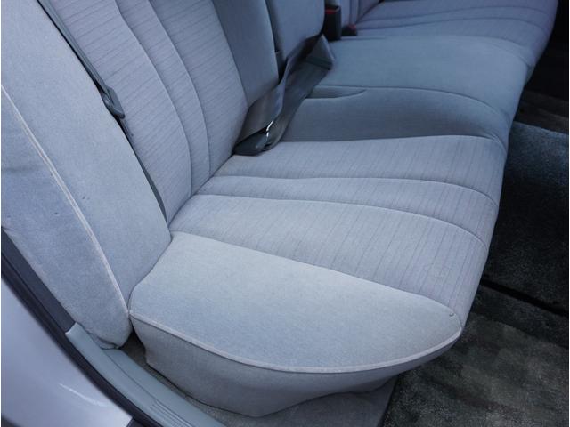 アリスト ３．０Ｑ　ワンオーナー車／サンルーフ／空気清浄機／両席パワーシート／オートライト／純正オーディオ／キーレス／電動格納式ミラー／（41枚目）