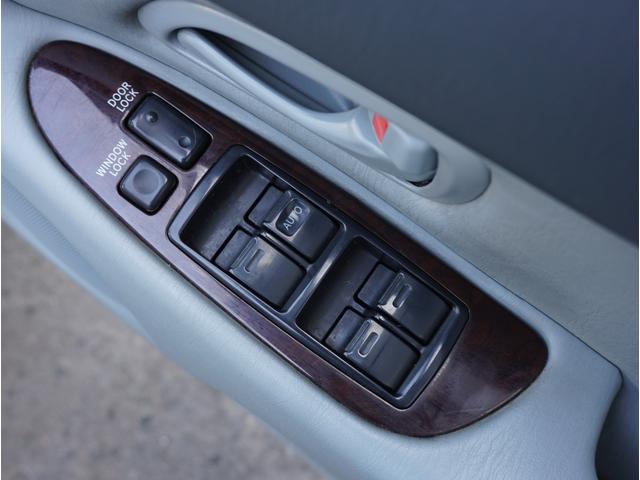 アリスト ３．０Ｑ　ワンオーナー車／サンルーフ／空気清浄機／両席パワーシート／オートライト／純正オーディオ／キーレス／電動格納式ミラー／（55枚目）