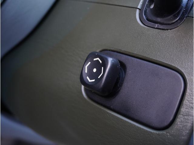 アリスト ３．０Ｑ　ワンオーナー車／サンルーフ／空気清浄機／両席パワーシート／オートライト／純正オーディオ／キーレス／電動格納式ミラー／（63枚目）