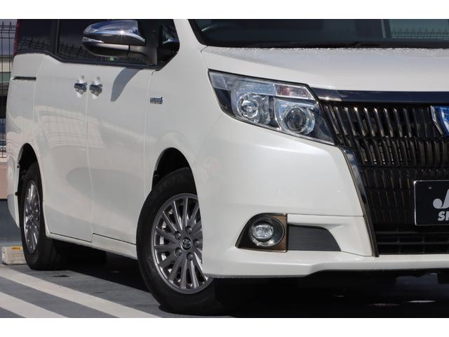 エスクァイア ハイブリッドＧｉ　ブラックテーラード　ブラックレザーシート（ヒーター付）／リアエンターテイメント／純正ナビ／フルセグＴＶ／Ｂｌｕｅｔｏｏｔｈ対応／ＵＳＢ接続可／スマートキー２本／両側パワスラ／ＥＴＣ／Ｐスタート／クルコン／ＬＥＤヘッド（8枚目）