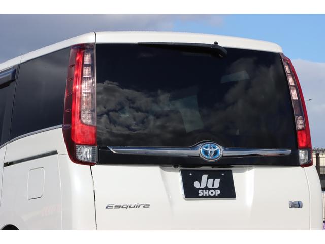 エスクァイア ハイブリッドＧｉ　ブラックテーラード　ブラックレザーシート（ヒーター付）／リアエンターテイメント／純正ナビ／フルセグＴＶ／Ｂｌｕｅｔｏｏｔｈ対応／ＵＳＢ接続可／スマートキー２本／両側パワスラ／ＥＴＣ／Ｐスタート／クルコン／ＬＥＤヘッド（23枚目）