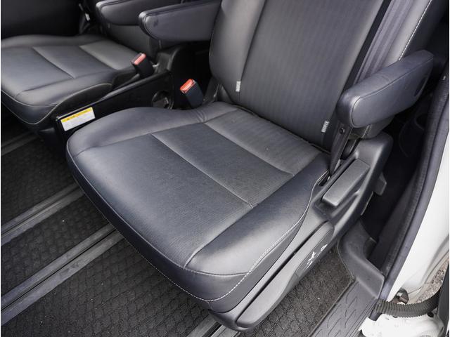 エスクァイア ハイブリッドＧｉ　ブラックテーラード　ブラックレザーシート（ヒーター付）／リアエンターテイメント／純正ナビ／フルセグＴＶ／Ｂｌｕｅｔｏｏｔｈ対応／ＵＳＢ接続可／スマートキー２本／両側パワスラ／ＥＴＣ／Ｐスタート／クルコン／ＬＥＤヘッド（52枚目）