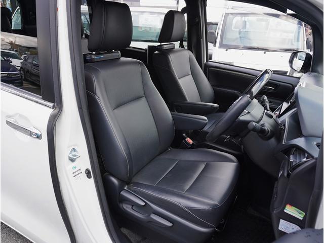 エスクァイア ハイブリッドＧｉ　ブラックテーラード　ブラックレザーシート（ヒーター付）／リアエンターテイメント／純正ナビ／フルセグＴＶ／Ｂｌｕｅｔｏｏｔｈ対応／ＵＳＢ接続可／スマートキー２本／両側パワスラ／ＥＴＣ／Ｐスタート／クルコン／ＬＥＤヘッド（60枚目）