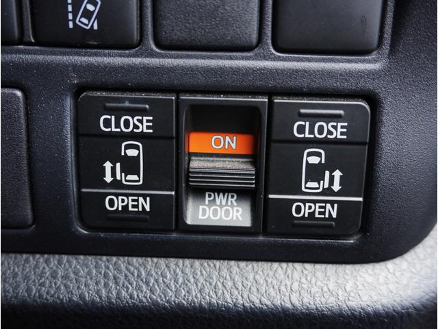 エスクァイア ハイブリッドＧｉ　ブラックテーラード　ブラックレザーシート（ヒーター付）／リアエンターテイメント／純正ナビ／フルセグＴＶ／Ｂｌｕｅｔｏｏｔｈ対応／ＵＳＢ接続可／スマートキー２本／両側パワスラ／ＥＴＣ／Ｐスタート／クルコン／ＬＥＤヘッド（70枚目）